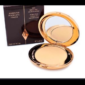 BNIB Charlotte Tilbury Airbrush Flawless Finish Pressed Powder
